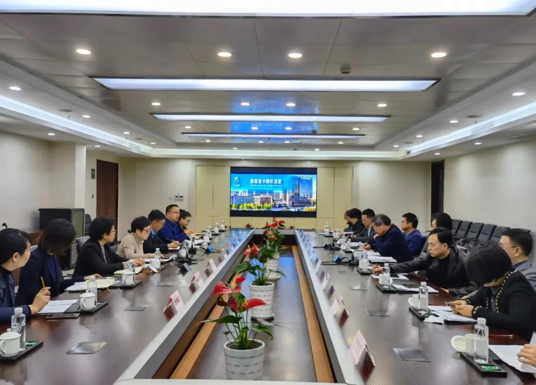 “產(chǎn)業(yè)大腦”建設(shè)：致公黨省委會副主委王堅一行來區(qū)調(diào)研指導工作