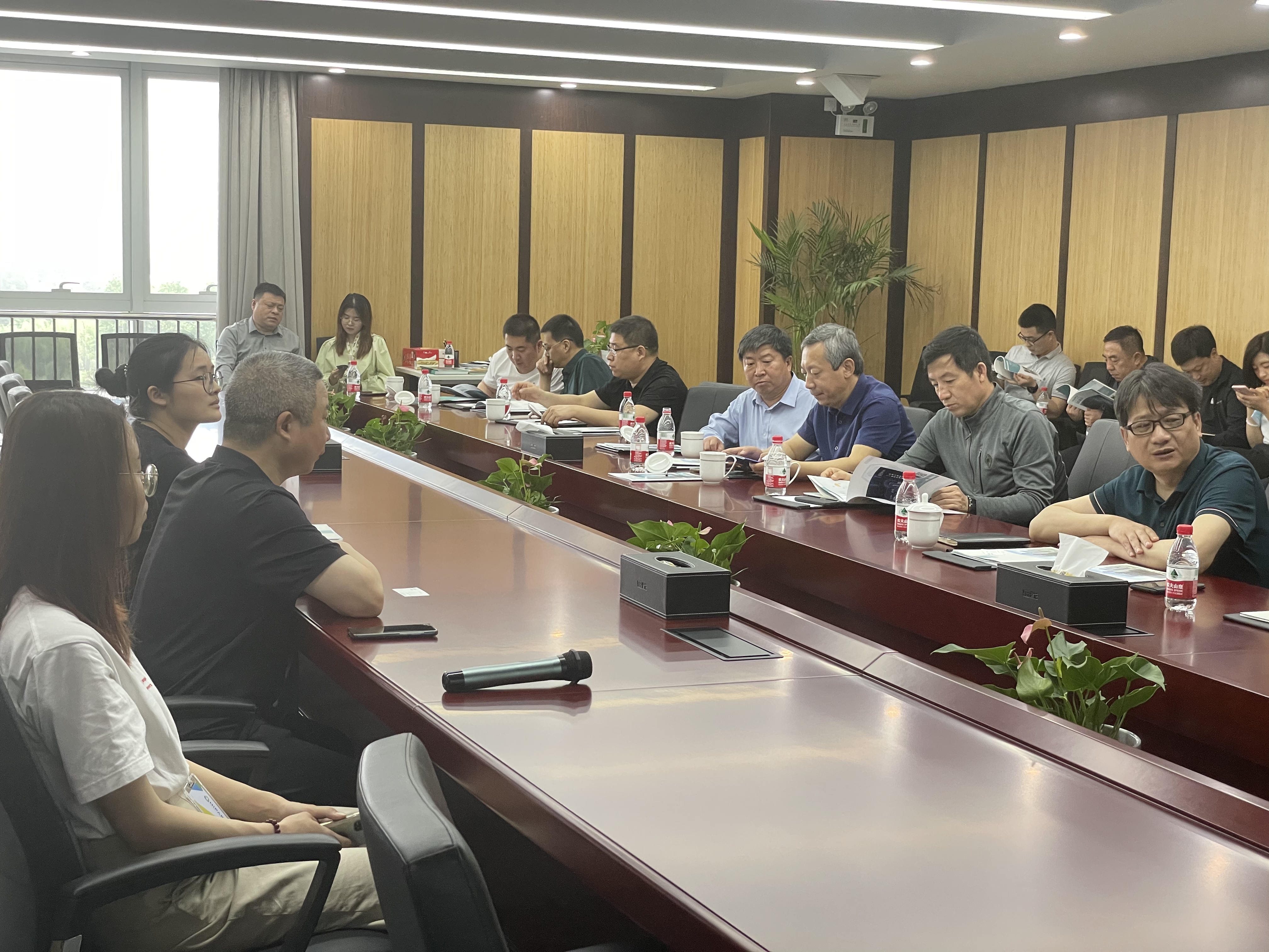 山西省壽陽縣副縣長鄭順朝一行蒞臨健培科技考察調(diào)研