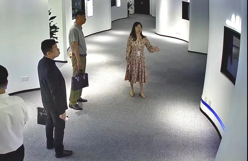 吉林省高?？萍汲晒D(zhuǎn)化促進(jìn)會(huì)副秘書長付巖蒞臨健培科技考察調(diào)研