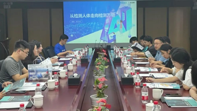 復(fù)旦大學(xué)大數(shù)據(jù)學(xué)院、類腦人工智能研究院師生聯(lián)合走進(jìn)健培科技