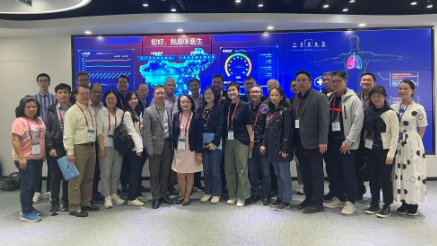 新加坡理工學(xué)院、中華總商會一行蒞臨健培科技考察交流