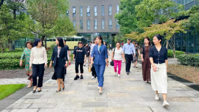 江蘇省無錫市婦聯(lián)黨組成員、副主席朱芳一行蒞臨健培科技考察調(diào)研